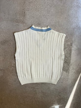 Charger l'image dans la galerie, Pull sans manches Lacoste - Taille XL