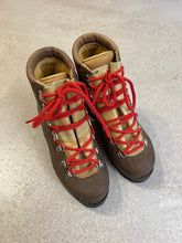 Charger l'image dans la galerie, Chaussures de montagne Audoubert vintage - Pointure 40