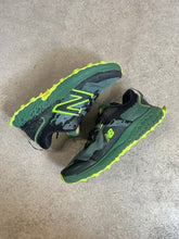 Charger l'image dans la galerie, New Balance Fresh Foam Hierro V7 - Pointure 44
