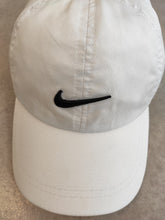 Charger l&#39;image dans la galerie, Casquette Nike vintage - Taille Adulte Réglable
