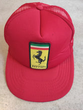 Charger l&#39;image dans la galerie, Casquette Ferrari - Taille adulte réglable
